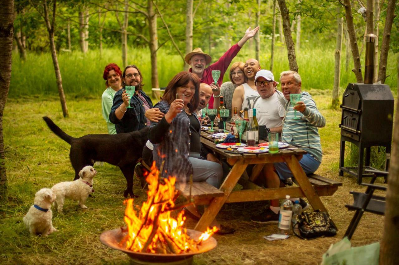 Dgg Woodland Escape Hotel South Barrow Bagian luar foto