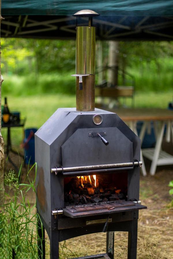Dgg Woodland Escape Hotel South Barrow Bagian luar foto