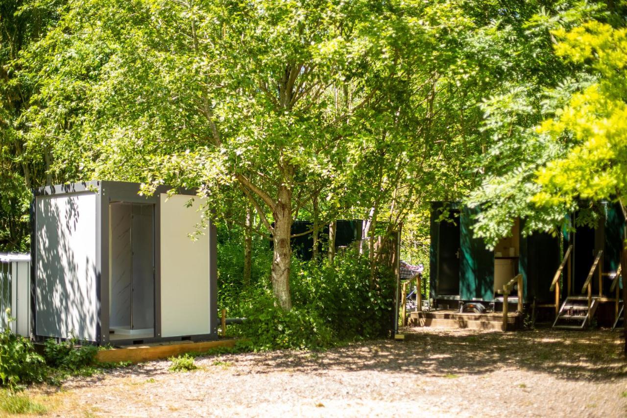Dgg Woodland Escape Hotel South Barrow Bagian luar foto